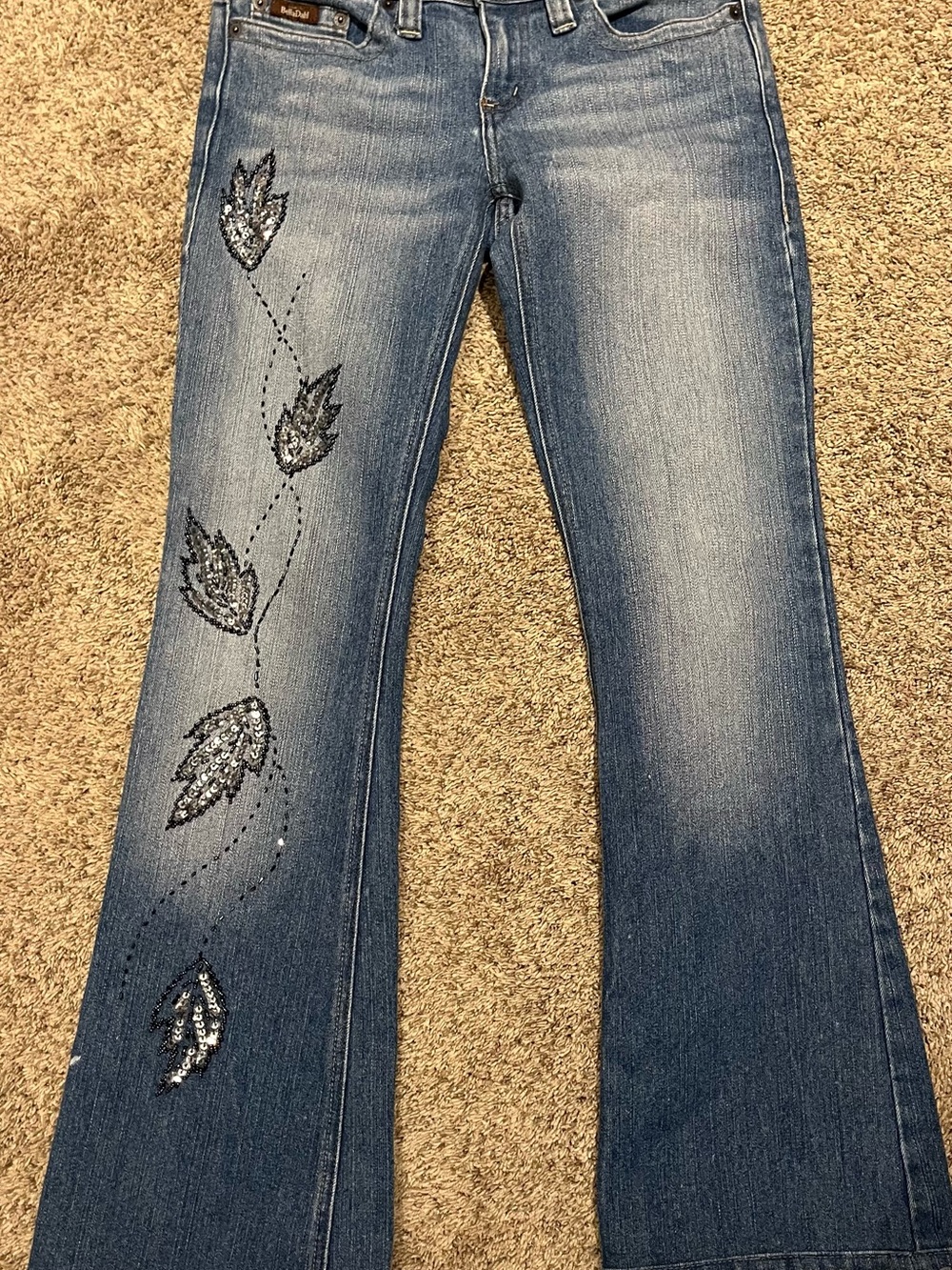 Bella Dahl Blue Flare Jeans with Sequin Leaf Design Y2K flap pockets